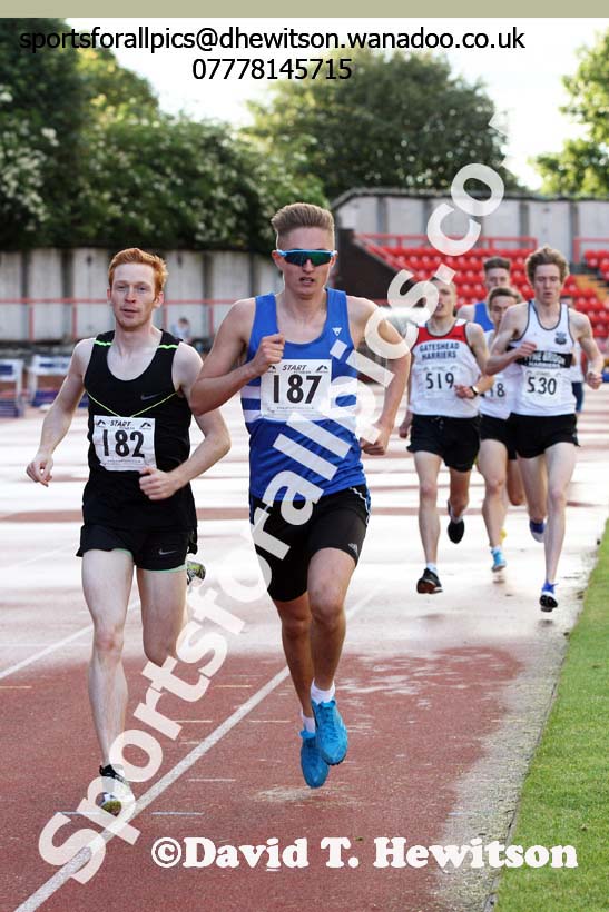 The Stan Long Mile Trophy, Gateshead Stadium. Photo: David T. Hewitson/Sports for All Pics